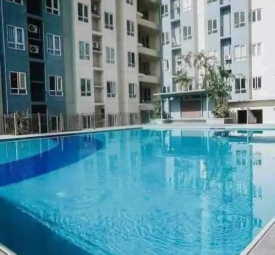 Staycation Apartment *